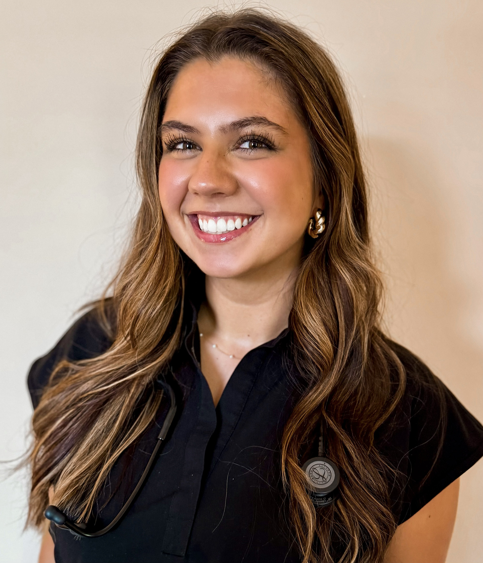 Facetune_22-07-2025-20-53-12